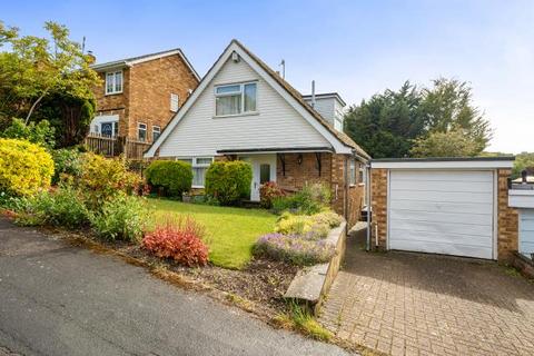 3 bedroom detached house for sale, Andrews Way, Marlow