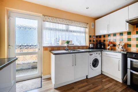 3 bedroom detached house for sale, Andrews Way, Marlow