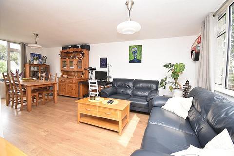 3 bedroom terraced house for sale, Carlyon Gardens, Heavitree, Exeter, EX1