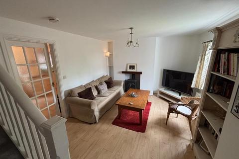 2 bedroom terraced house to rent, The Square, Lymm