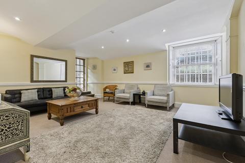 undefined, Allan Park, Stirling, Stirlingshire, FK8 2QG
