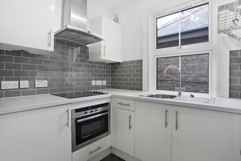 1 bedroom flat for sale, Wherwell Rd, Guildford GU2