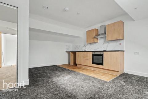 2 bedroom flat to rent, Commercial Street, NEWPORT