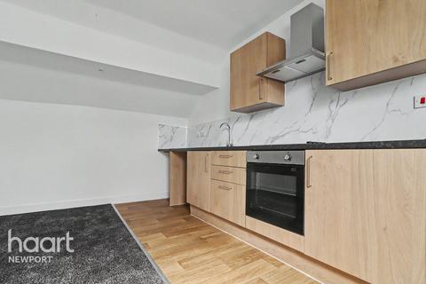 2 bedroom flat to rent, Commercial Street, NEWPORT