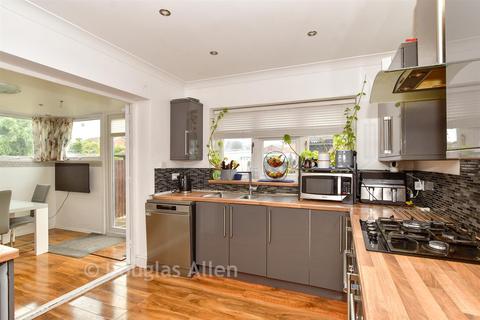 3 bedroom semi-detached house for sale, Oates Road, Romford RM5