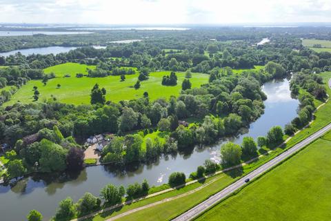 Land for sale, Magna Carta Lane, Wraysbury, TW19