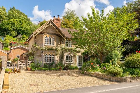 3 bedroom semi-detached house for sale, High Street, Erlestoke, SN10