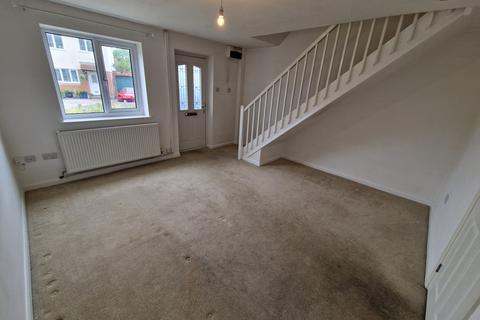 2 bedroom end of terrace house to rent, Claremont Grove, Somerset TA6