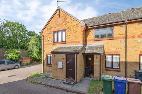1 bedroom maisonette for sale, Wharf Road, Grays, Essex, RM17