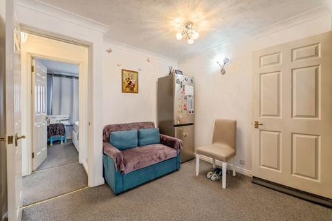 1 bedroom maisonette for sale, Wharf Road, Grays, Essex, RM17