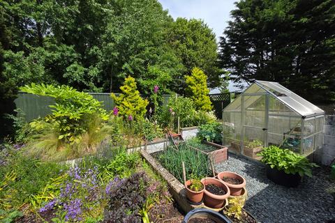 3 bedroom semi-detached bungalow for sale, Rockfields, Porthcawl CF36