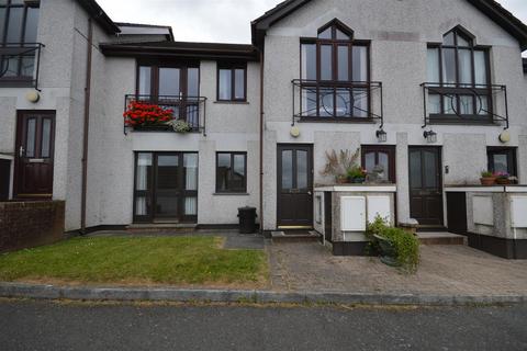 2 bed bungalow for rent in Daniell Court, Daniell Road