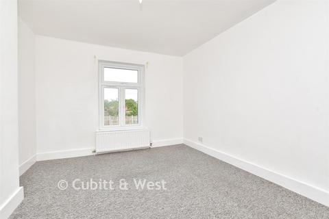 1 bedroom flat for sale, 84 Birchanger Road, London SE25