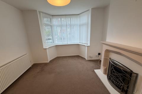 3 bedroom semi-detached house for sale, Avon Road, Shirley, B90
