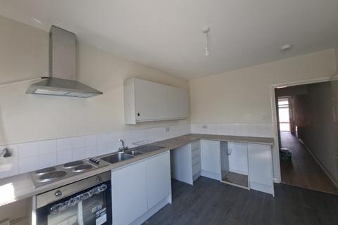 1 bedroom flat to rent, Doncaster Road, SCUNTHORPE