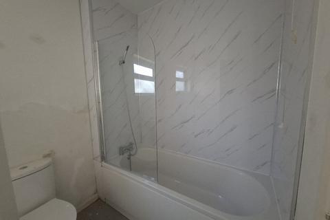 1 bedroom flat to rent, Doncaster Road, SCUNTHORPE