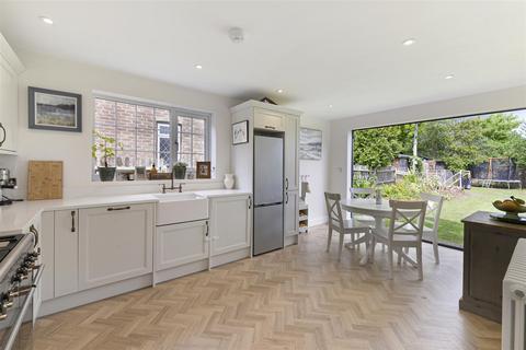 2 bedroom bungalow for sale, Offham Road, West Malling ME19