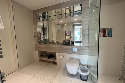 undefined, 1 bed Flat to rent, Sugar Quay,  Water Lane, London
