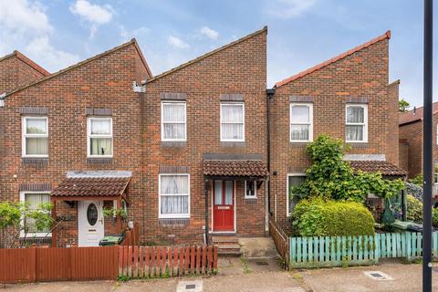 Kingston Square, London, SE19