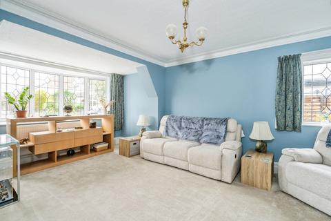 4 bedroom detached house for sale, Tennyson Road, Bognor Regis, West Sussex, PO21