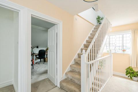 4 bedroom detached house for sale, Tennyson Road, Bognor Regis, West Sussex, PO21