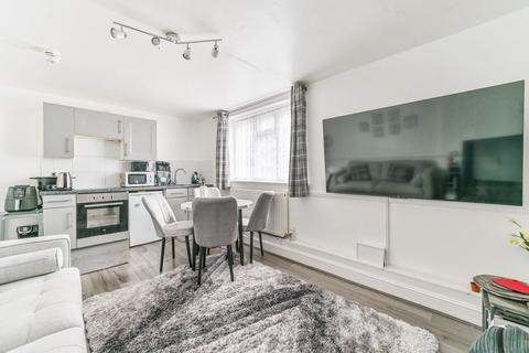 1 bedroom flat for sale, Woodville Road, Thornton Heath, CR7