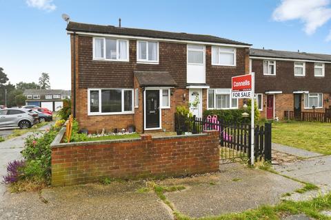 3 bedroom end of terrace house for sale, Readers Court, Chelmsford
