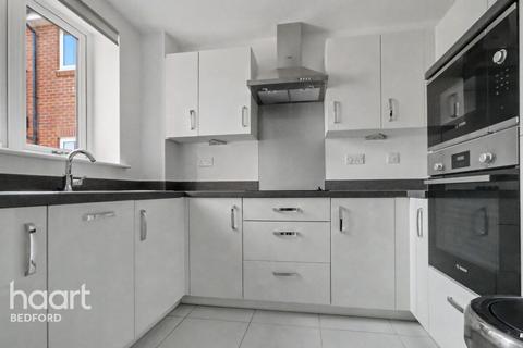 1 bedroom flat for sale, High View, Bedford