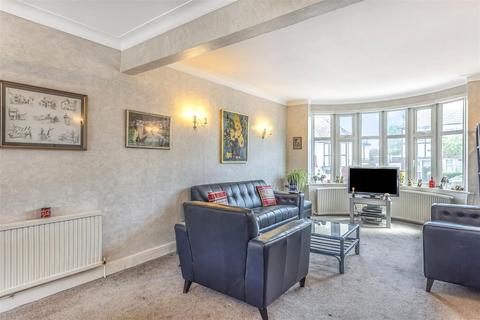 5 bedroom link detached house for sale, Rowsley Avenue, Hendon, NW4