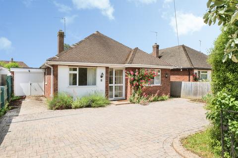 3 bedroom detached bungalow for sale, Highlands Road, Buckingham