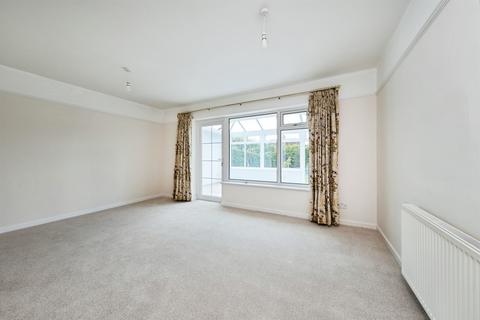3 bedroom detached bungalow for sale, Highlands Road, Buckingham