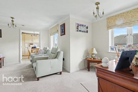 2 bedroom apartment for sale, Stoneleigh Road, Clayhall