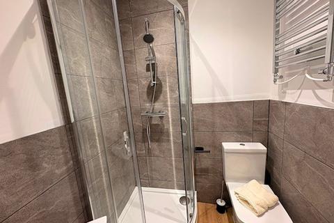Studio to rent, Uttoxeter Old Road, Derby, DE1