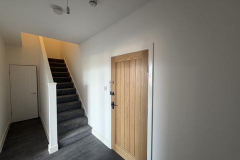 2 bedroom apartment to rent, Railway Road, Leigh, WN7