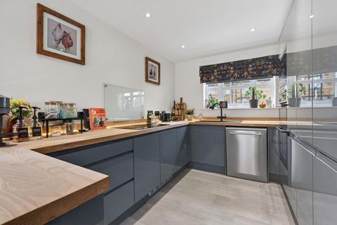 3 bedroom detached house for sale, High Street, Kettering NN14