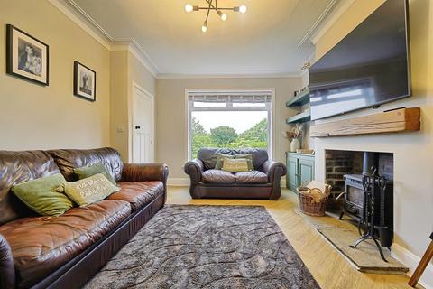 2 bedroom terraced house for sale, Throstle Mount, Luddendenfoot, Halifax