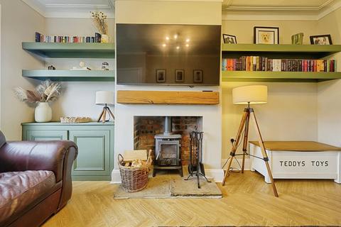 2 bedroom terraced house for sale, Throstle Mount, Luddendenfoot, Halifax