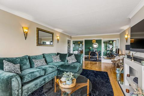 2 bedroom apartment for sale, Terregles Drive, Pollokshields, Glasgow