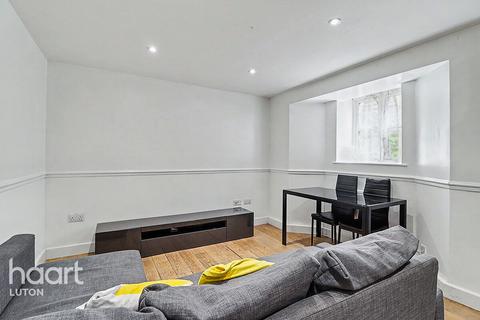 1 bedroom apartment for sale, Downs Road, Luton