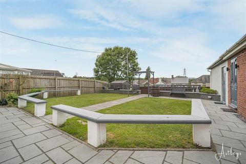 4 bedroom detached house for sale, May Drew Way, Neath