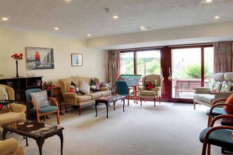 2 bedroom retirement property for sale, Billy Lows Lane, Potters Bar EN6