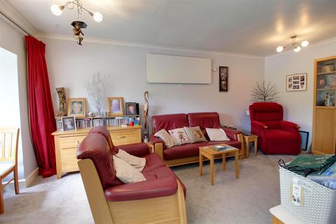 2 bedroom retirement property for sale, Billy Lows Lane, Potters Bar EN6