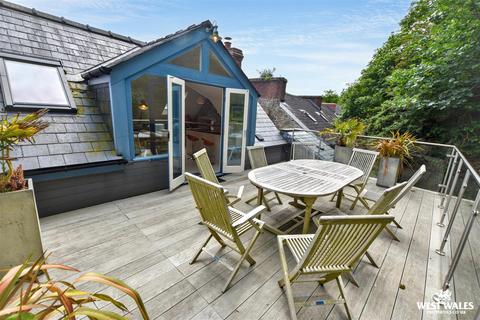 4 bedroom semi-detached house for sale, 22 Main Street, Solva, Haverfordwest
