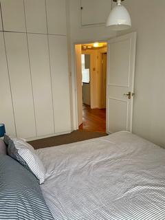 1 bedroom flat for sale, Devonport Road, London