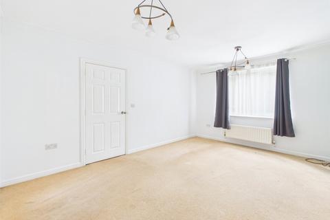 4 bedroom semi-detached house for sale, Ravenswood Avenue, Ipswich, Suffolk, UK, IP3