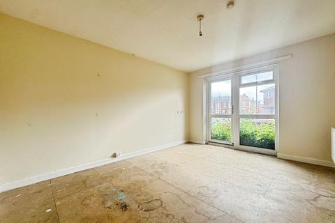 1 bedroom flat for sale, St John's Walk, North Shields NE29