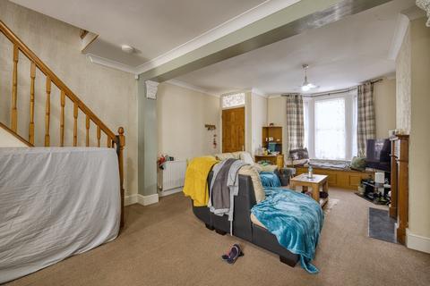2 bedroom end of terrace house for sale, St Davids Road, Ramsgate, Kent, CT11