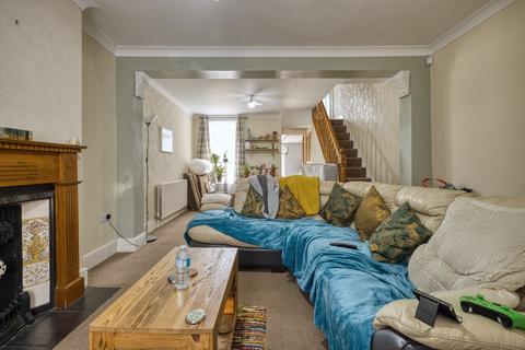 2 bedroom end of terrace house for sale, St Davids Road, Ramsgate, Kent, CT11