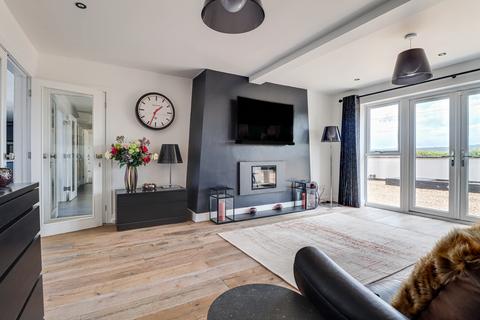 6 bedroom detached house for sale, Eaton Bray Road, Northall, LU6