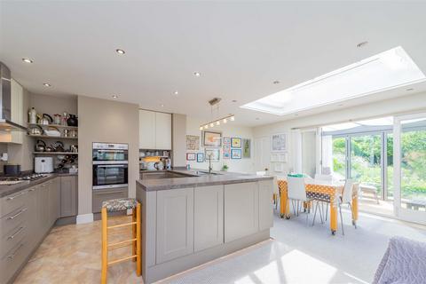 4 bedroom semi-detached house for sale, Preston Street, Shrewsbury